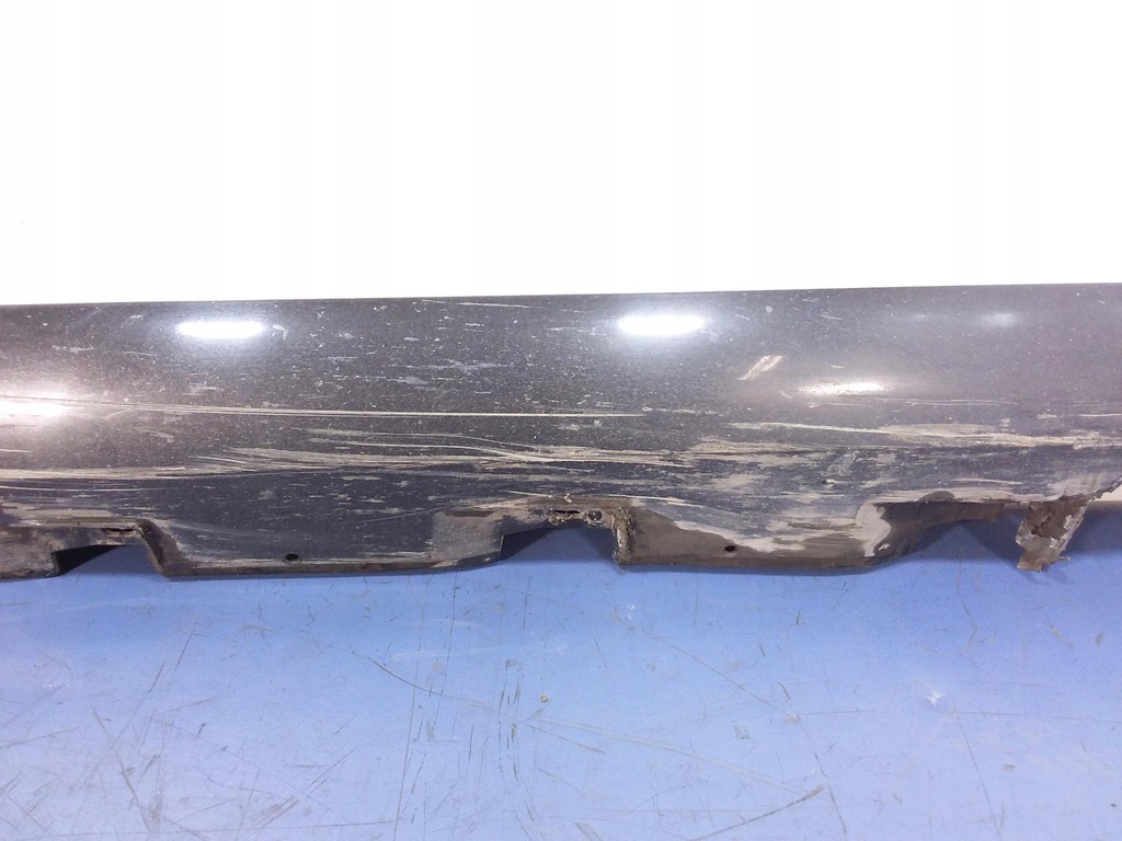 фото №5, Audi a8 d4 4h накладка порог правая 4h0853856e ly8x