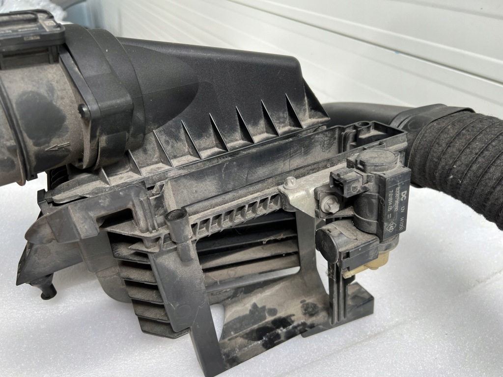 фото №7, Корпус фильтра воздуха mercedes a-klasa w176 a6070900101