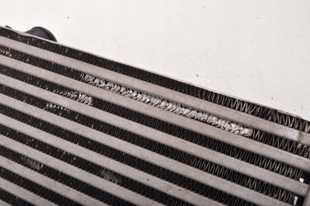 Ford fiesta mk8 1.0 радиатор воздуха интеркулер p1 h1bg-6k775-ac Недорого