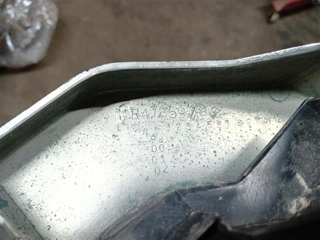 фото №12, M6 mitsubishi pajero sport решітка радіатора решітка радіатора mr478595