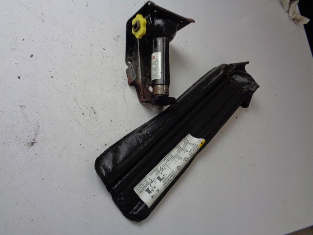 Подъемник кулиса cadillac escalade 3 ext pickup 2008 год Цена