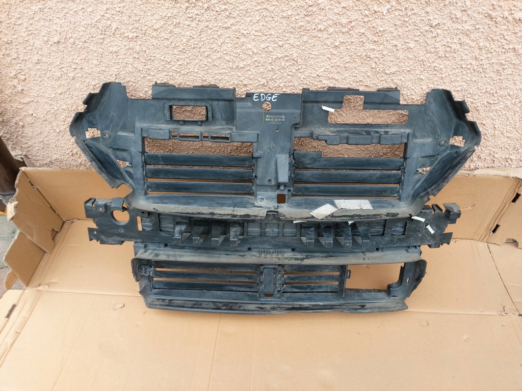 Купити Ford edge жалюзі gt4b8473b