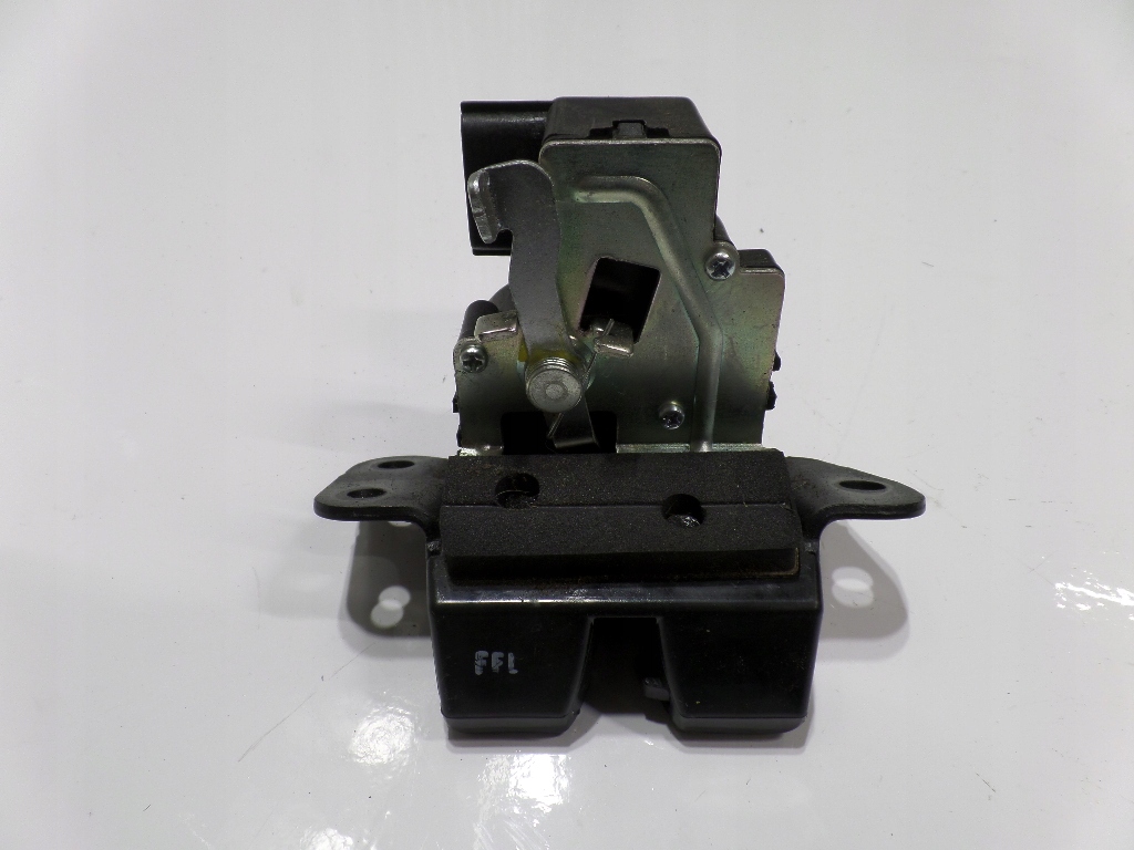 фото №1, Kia sorento ii замок крышки багажника