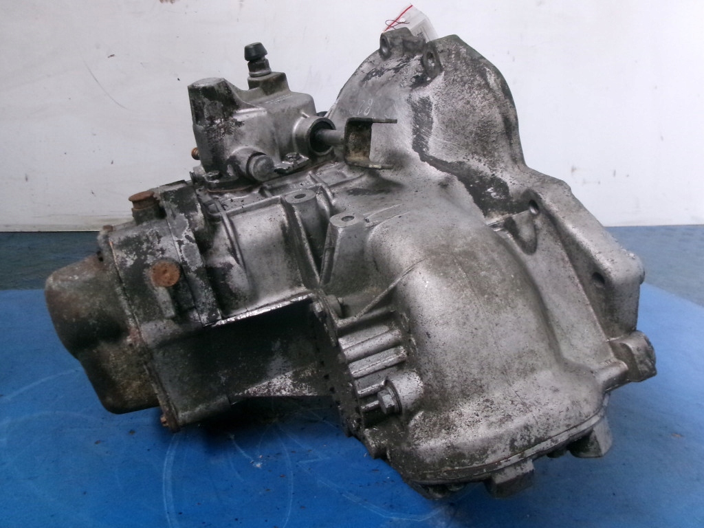 Opel meriva a 1.6 16v 100km коробка передач передач piątka z16xe в Украине