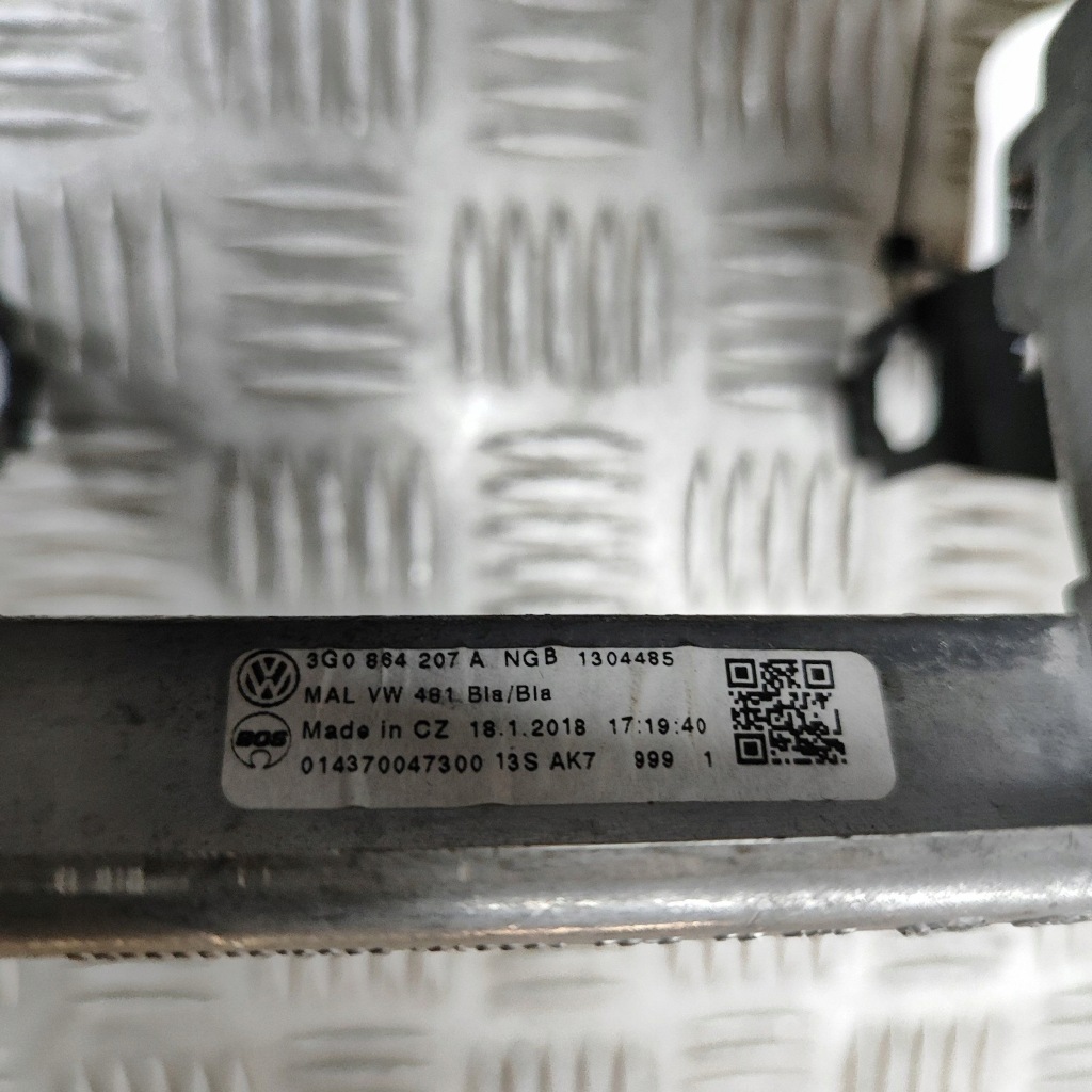 фото №8, Volkswagen passat b8 2018 подлокотник туннель среднего