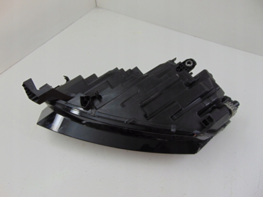 фото №8, Skoda octavia 4 iv лампа правая 5e4941016a