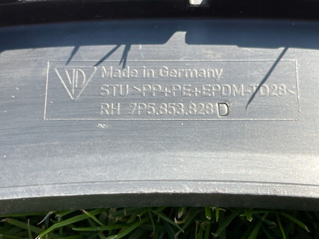 фото №14, Porsche cayenne правая молдинг крыла задняя 7p5853828d