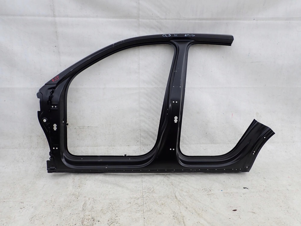 Купить Audi q3 2 2 18- порог стойку рама обшивка левая перед