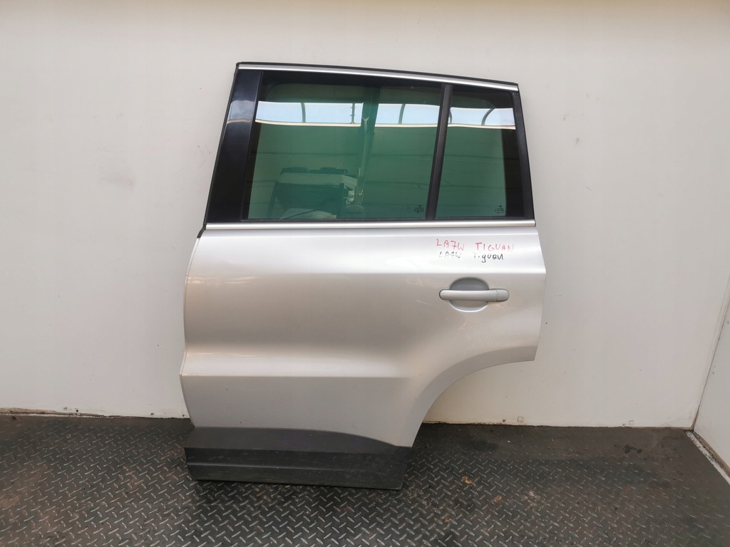 фото №7, Дверь левый задняя vw tiguan 5n оригинальный номер la7w 08-16