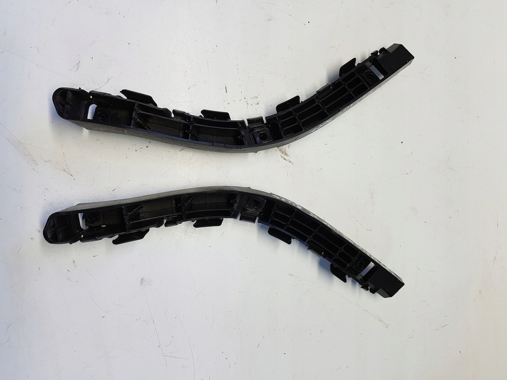 фото №1, Kia sportage iii направляющая правый задняя 86613-3u000