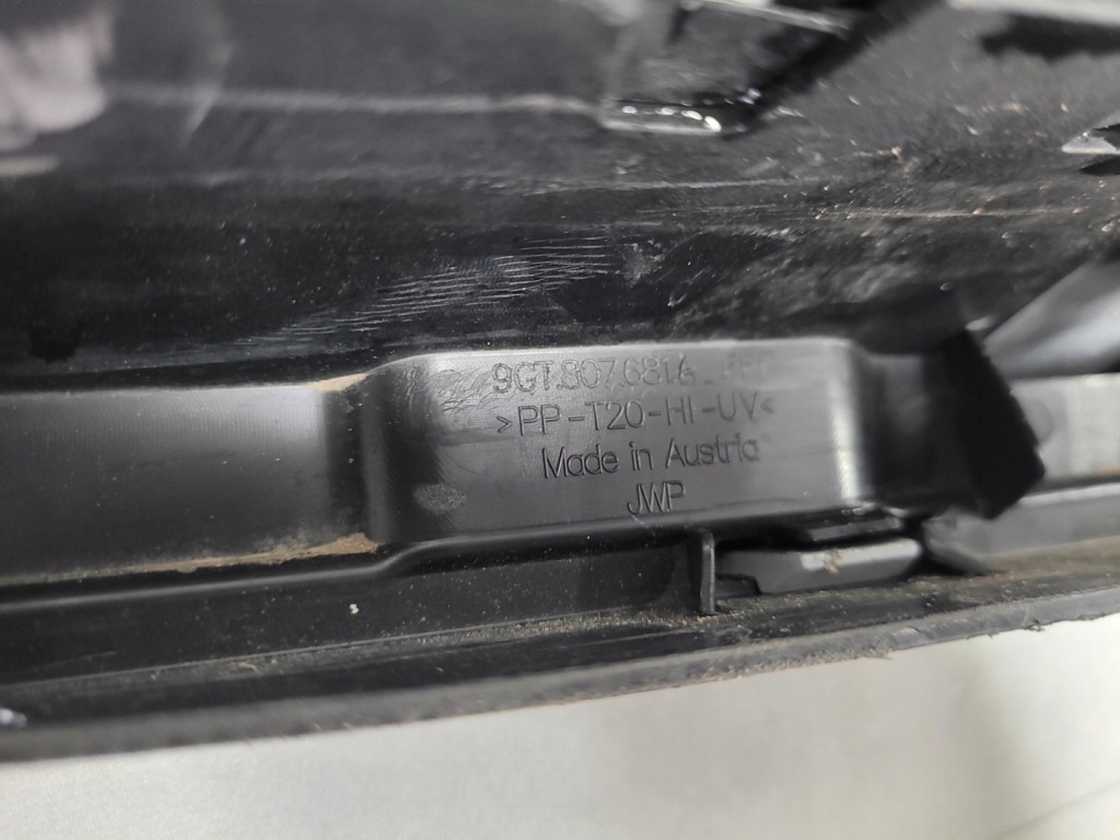 фото №16, Накладка решётка средняя накладка бампер перед porsche 911 992 gt3 21-