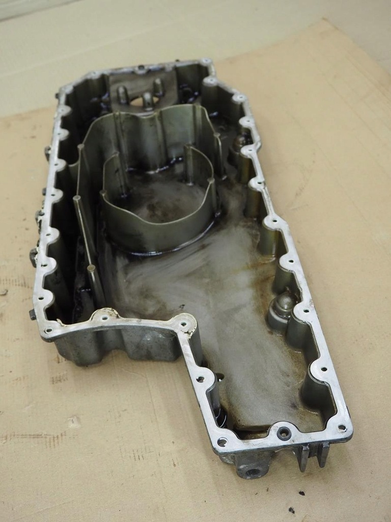 фото №9, Поддон масляная нижняя audi a8 d3 6.0 bht 07c103804ag