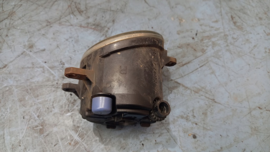 фото №4, Протитуманна фара правий toyota auris 06-09r 81210-0d041