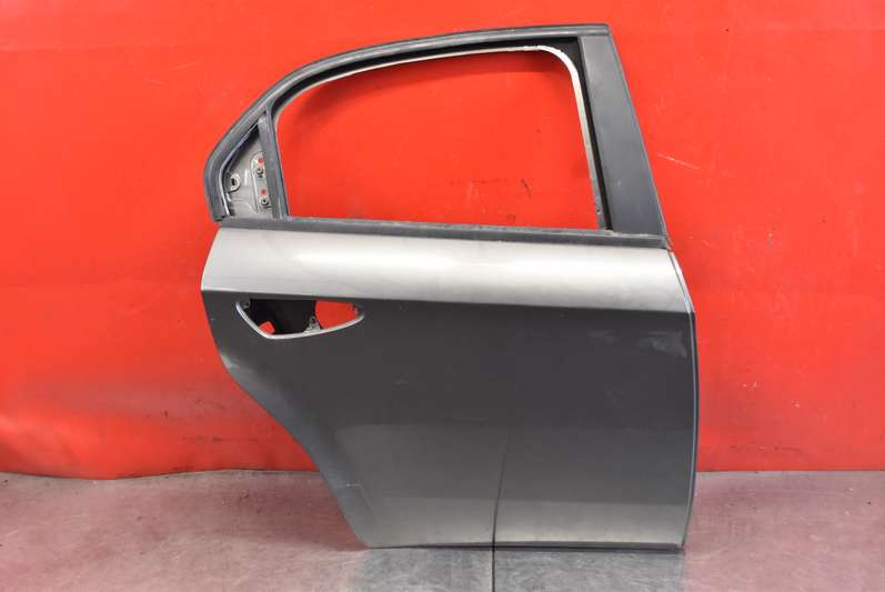 фото №1, Дверь правое задняя задние szarobrązowe alfa romeo 159 sedan 05-11