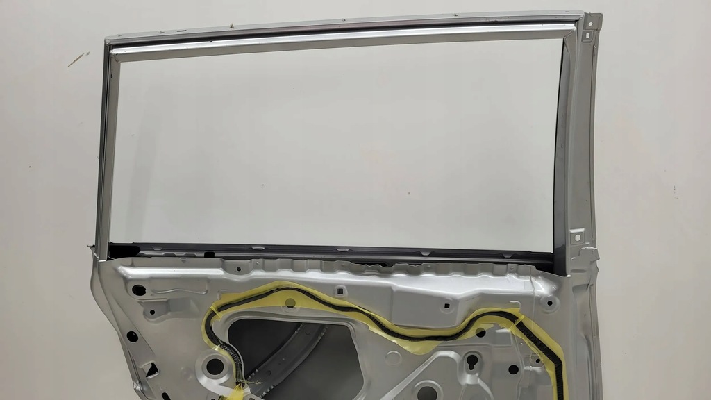 фото №14, Toyota corolla cross 22+ дверь задняя задние левая fv