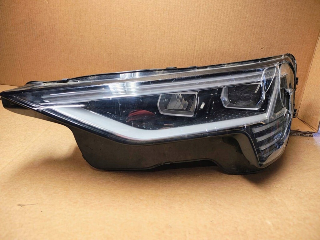Купить Фара левая сторона audi e-tron 4ke941039 giełda