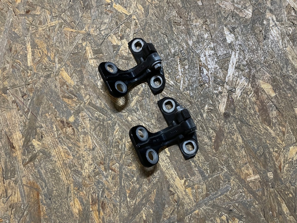 фото №1, Петля петли дверь левый задняя задние land rover freelander ii 2 l359 lrc921