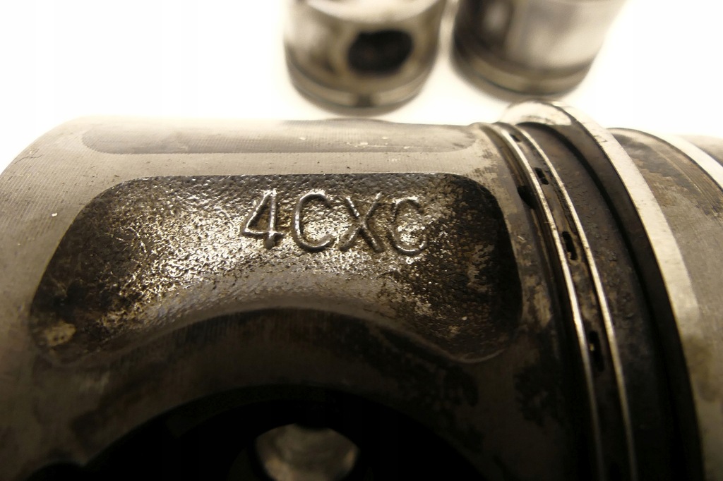 фото №5, Kia sorento ii 2.2 crdi d4hb 2009- поршень + шаровая опора