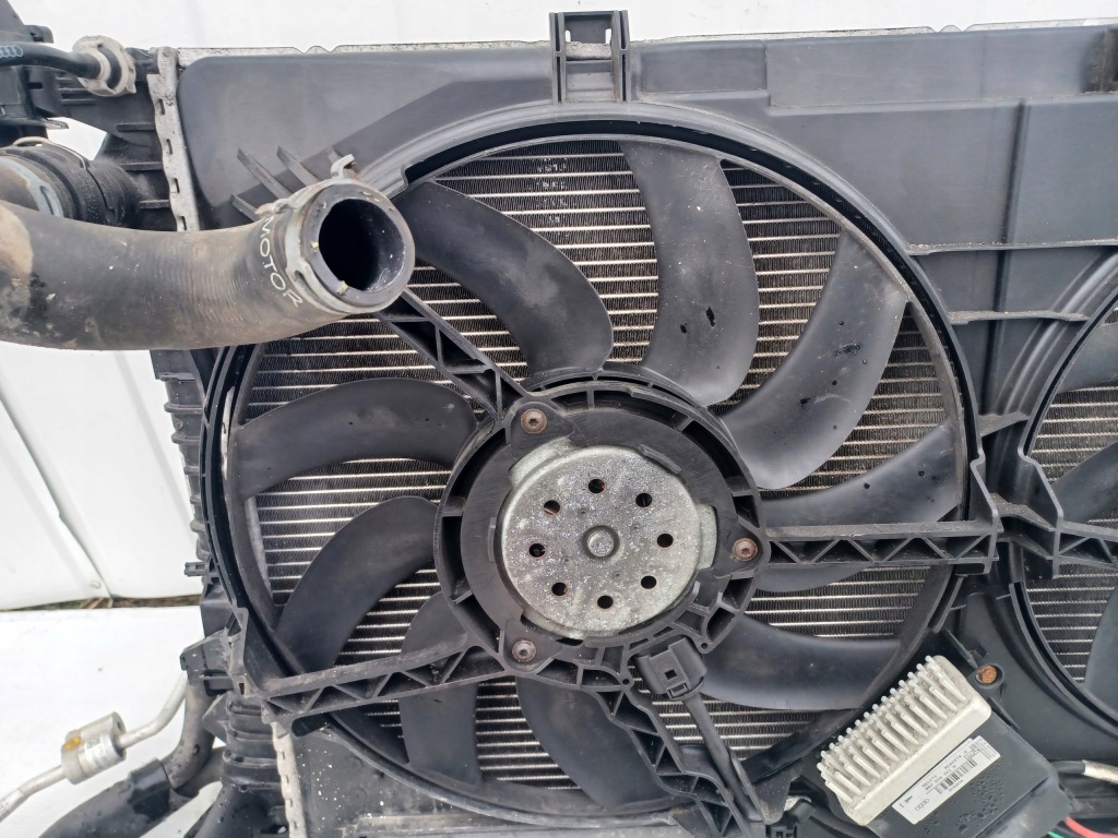 Audi a5 8t 2.0b вентилятор радиатор комплект 8k0959501g 8t0260401f в Украине