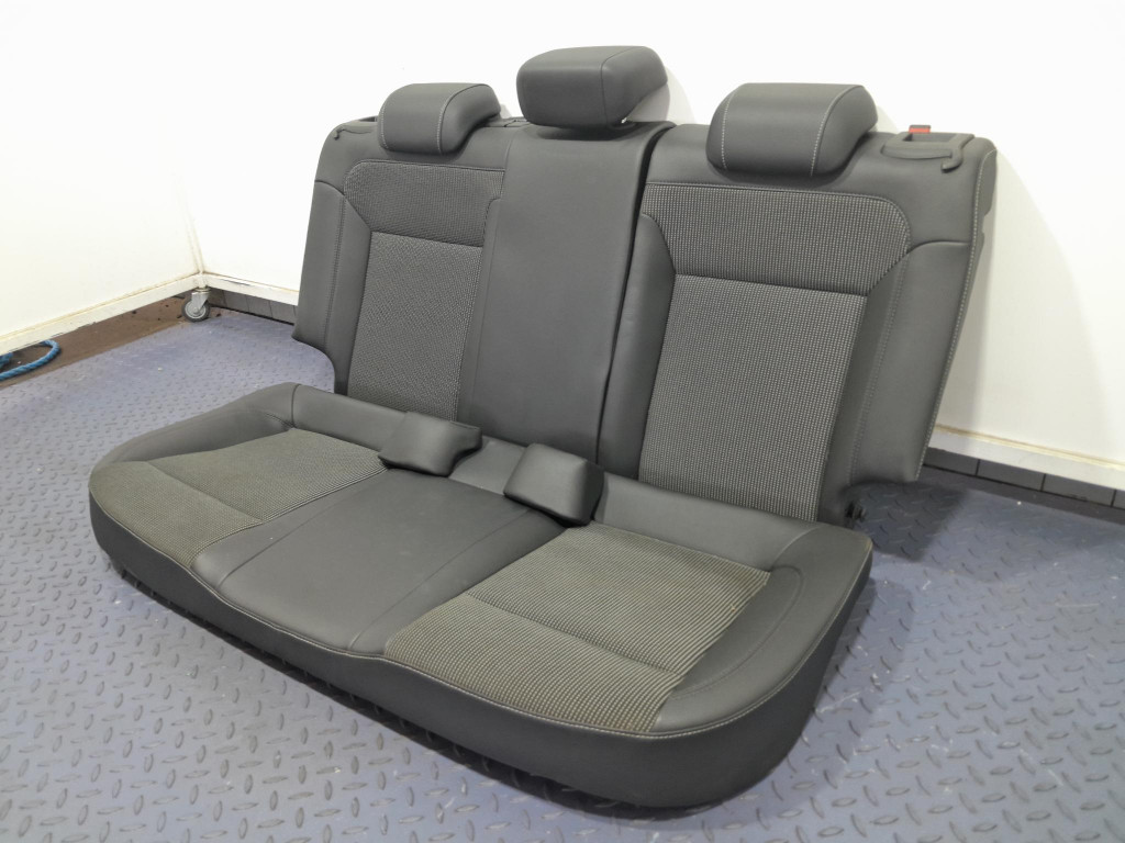 фото №10, Opel astra j lift sedan сиденья заднее сиденье комплект полукожа eu