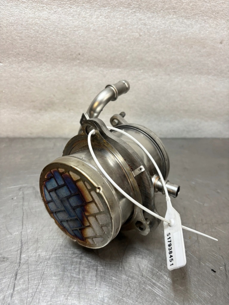 фото №1, Радиатор выхлопных газов egr renault trafic iii 3 fl lift iv 4 2.0 dci 147358452r