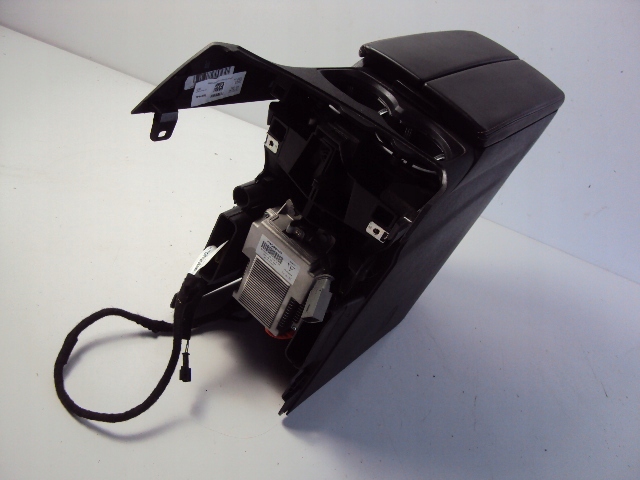 фото №7, Підлокітник перетворювач 230v peugeot 2008 ii 19-