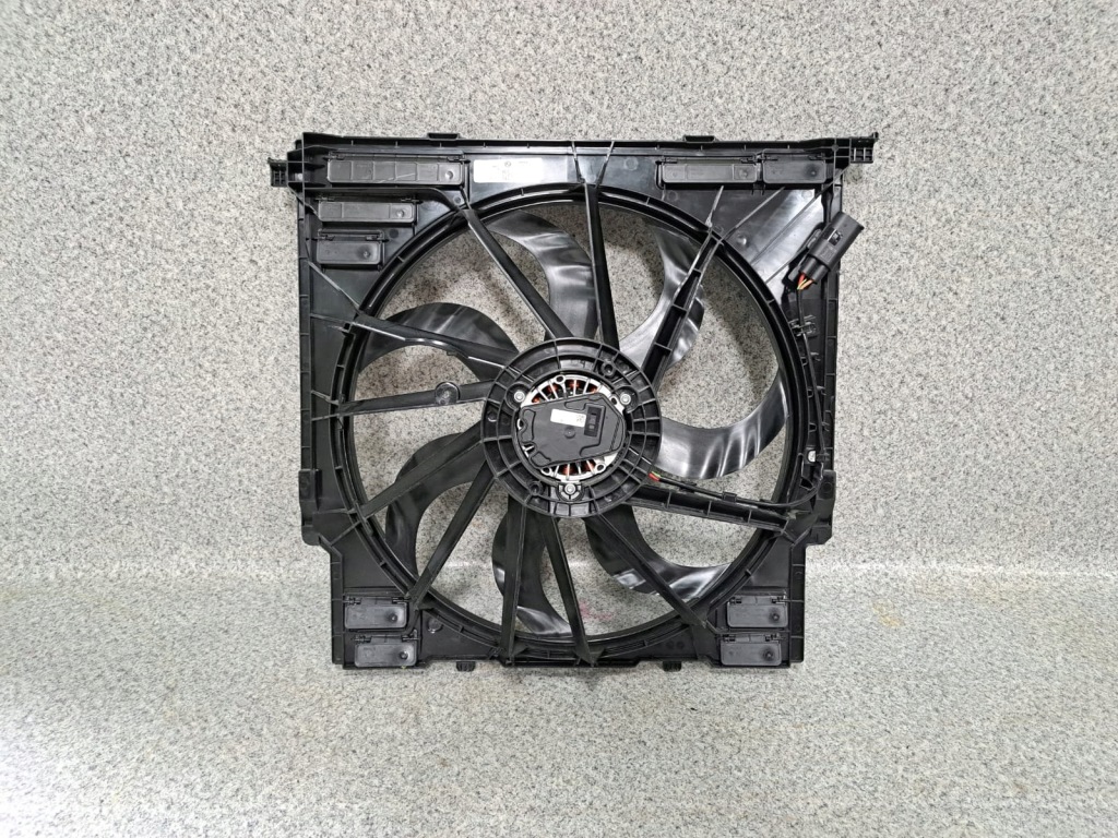 фото №1, Bmw x3 g45 20d вентилятор корпус 7826979 400 w