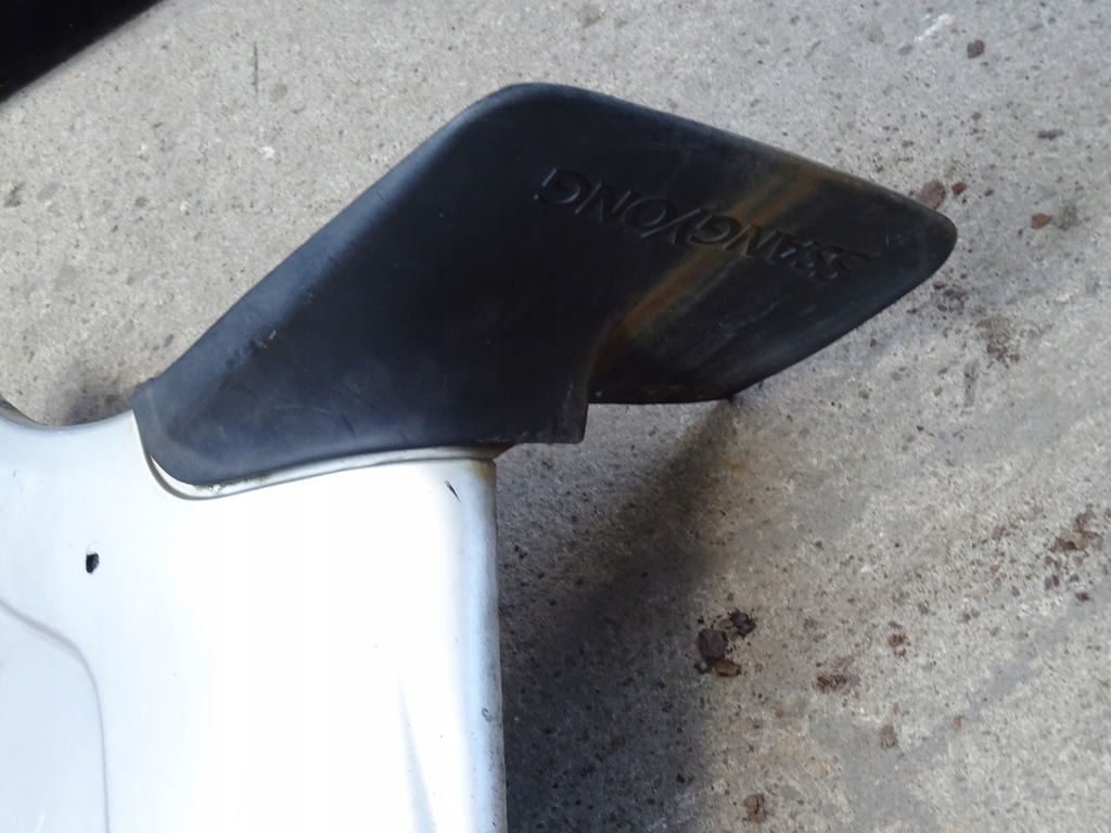 фото №6, Ssangyong musso накладка крила правий задня