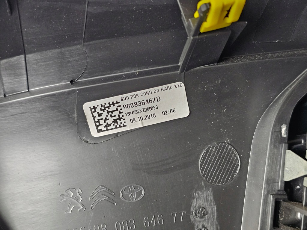 фото №10, Защита молдинг консоли derkor решётка обдув toyota proace ii jumpy expert