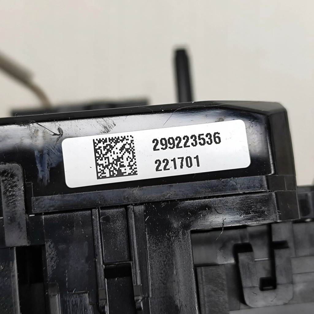 фото №10, Kia ev6 2022 рычаг / переключатель поворотники