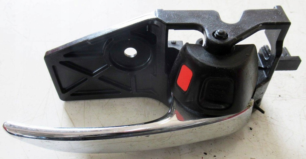 фото №2, Suzuki baleno ii 2017 ручка внутренняя дверь правая задняя задняя hb