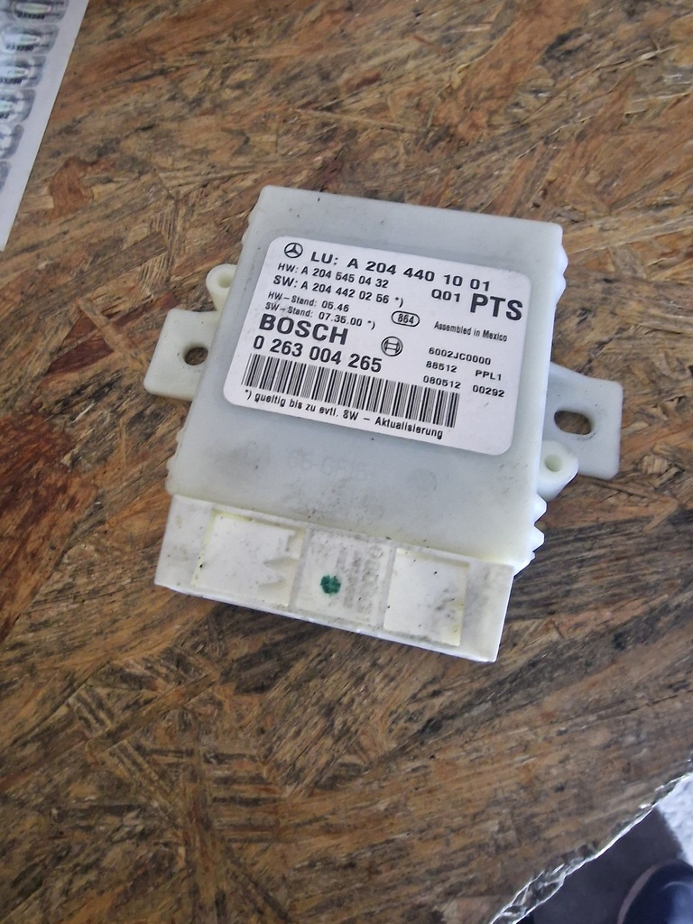 фото №1, Mercedes w204 модуль pdc a2044401001