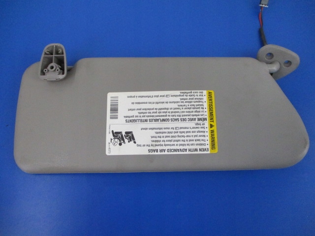 фото №4, Cadillac cts i захист сонцезахисна ліва+ кронштейн