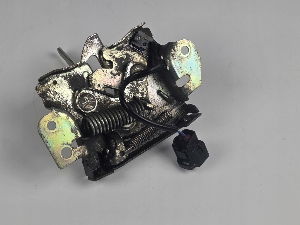 Купити Mitsubishi space star ii 2018r замок капот датчик