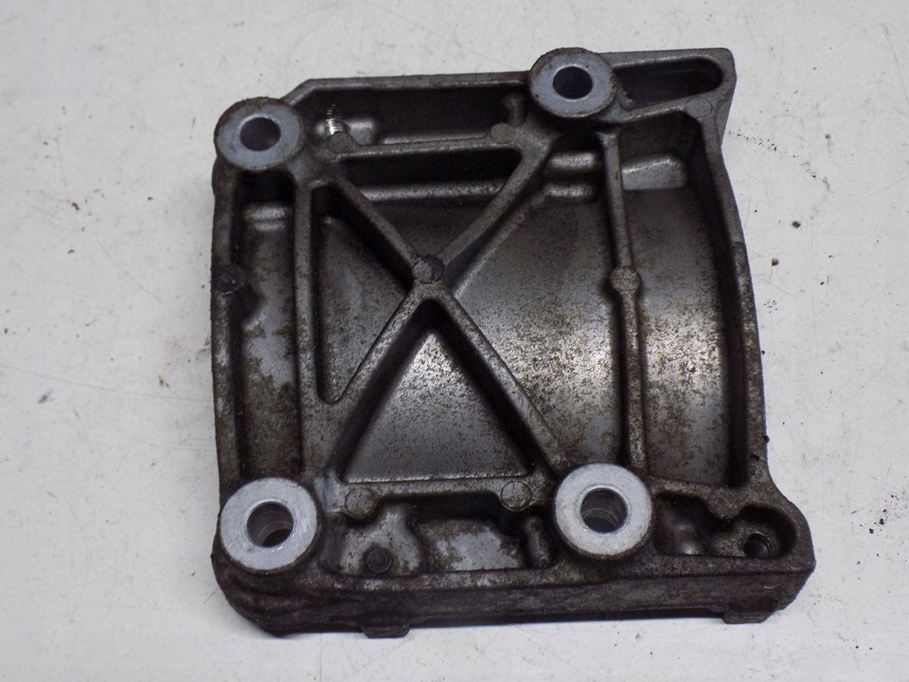 фото №8, Honda cr-v iii 06-11 2.2 кронштейн подушка двигателя