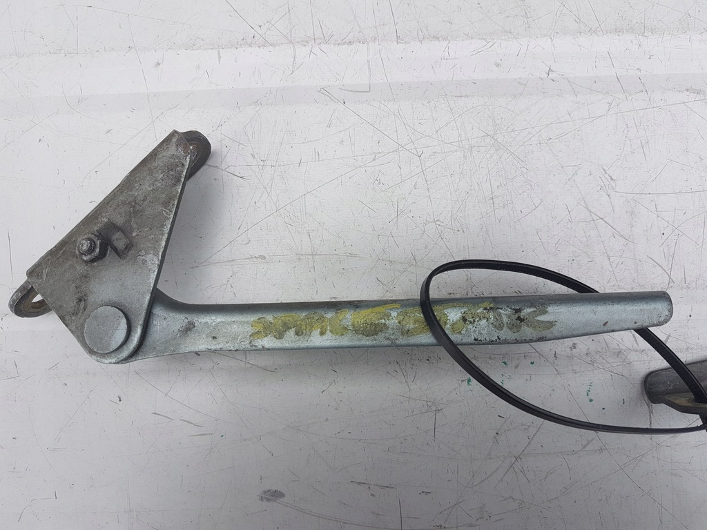 фото №5, Петля капот левый правый - mitsubishi space star