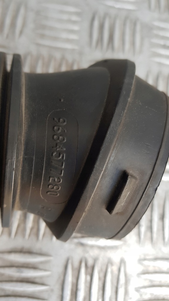 фото №4, Peugeot 207 c3 1.6 труба повітря шланг 9684577280