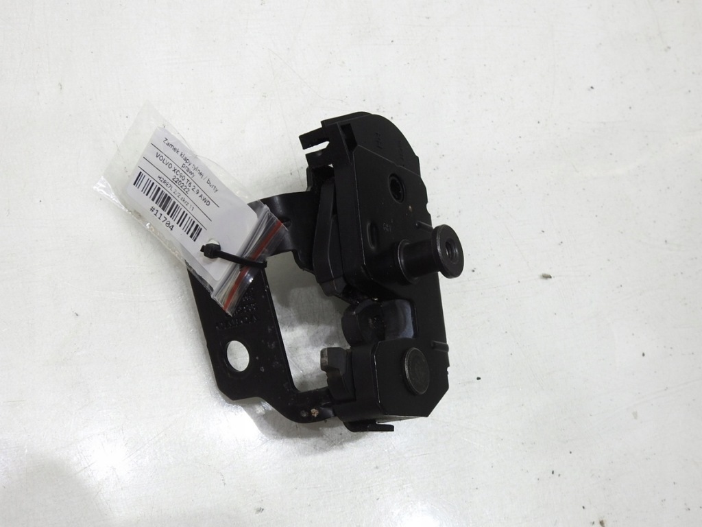 фото №2, Замок крышки борта правый задняя volvo xc90 i