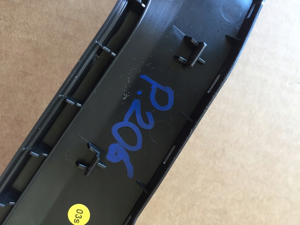 фото №10, Защита обшивка туннель правое audi e-tron 4kl863046