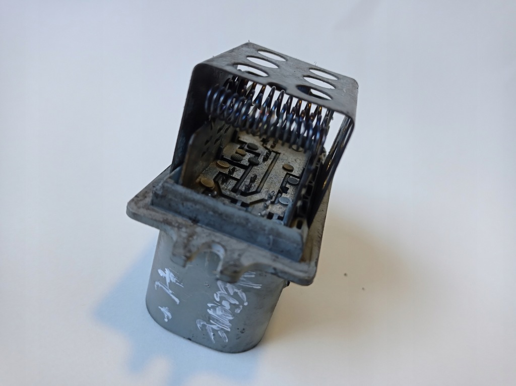 фото №2, Резистор вентилятор renault megane 651409r