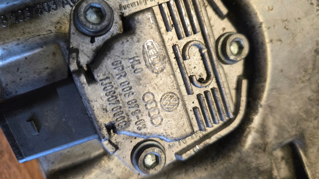 Піддон масляна audi a3 8p volkswagen golf v 1.9 tdi 038103603ag в Україні