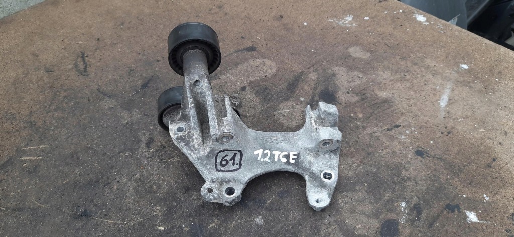 Купити Кронштейн кронштейн кронштейн генератора 1.2tce renault clio iv 117108063r