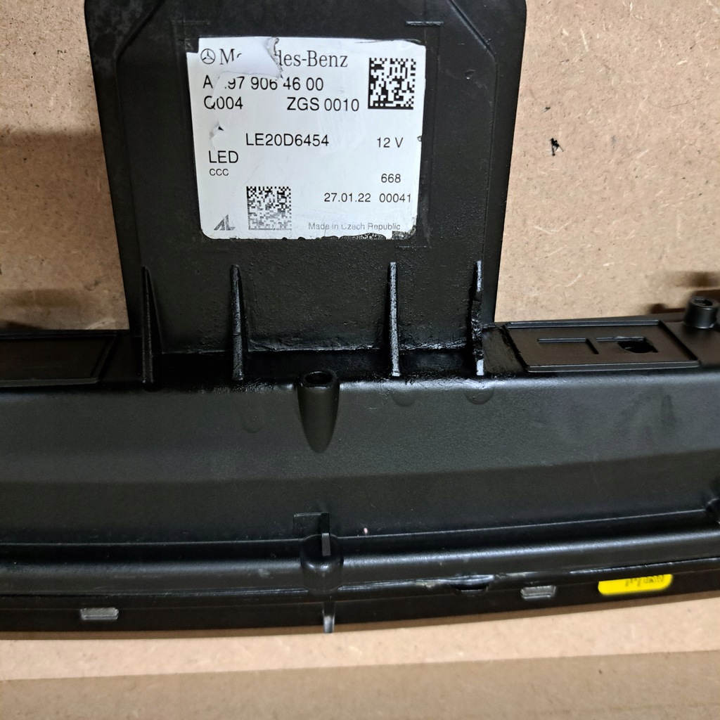 фото №6, Mercedes eqs w297 средний свет led накладка перед a2979064600