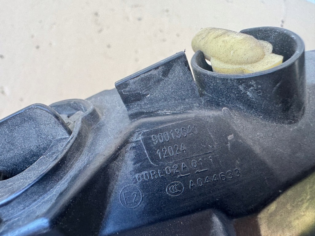 Citroen c4 picasso ii - фара протитуманна фара правий перед передній 9822653680 Київ