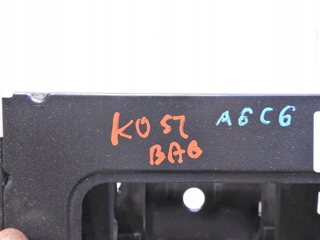 фото №2, Рамка каркас радио audi a6 c6 4f0035209