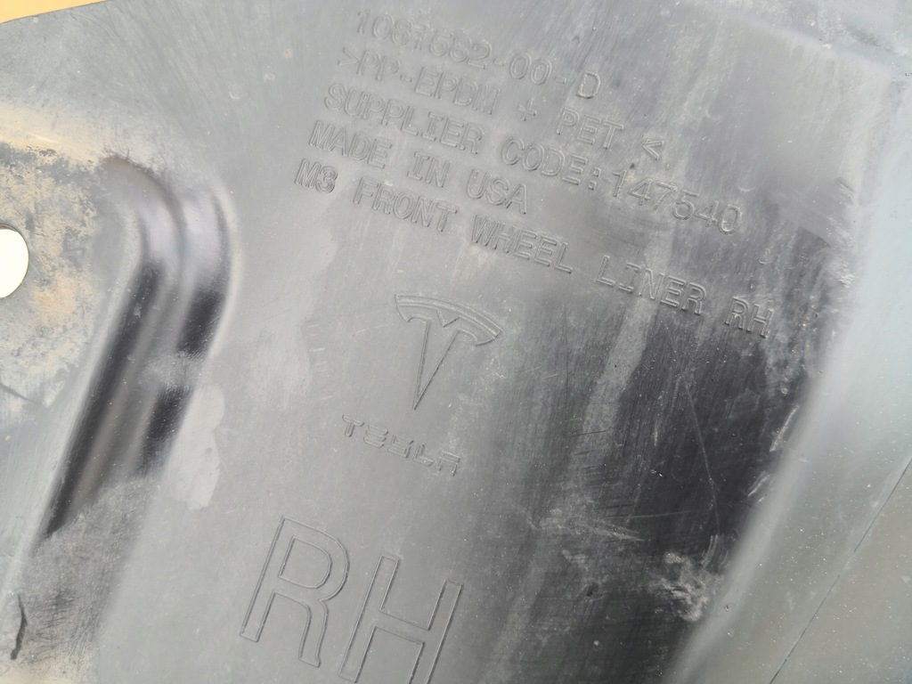 фото №9, Tesla 3 підкрилок передні праве 108158200d