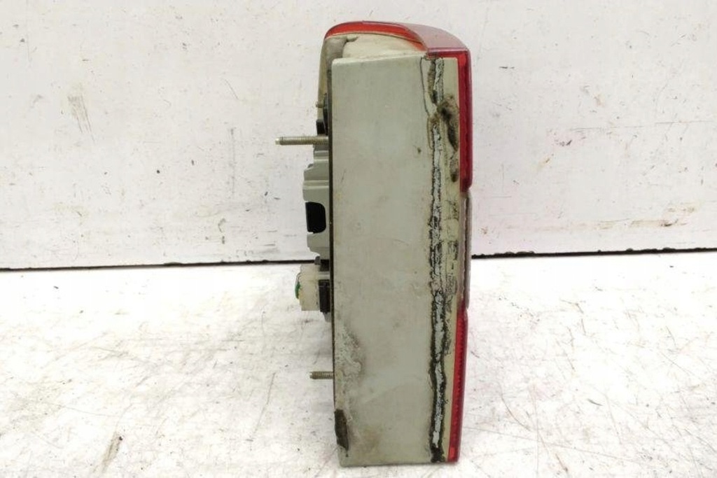 фото №8, Лампа права задня volvo s90 9126886 2.92l бензиновий 125kw 1996