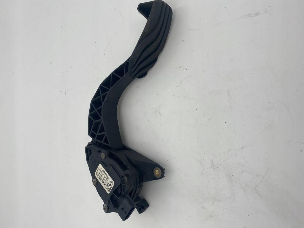 фото №1, Педаль газа потенциометр renault arkana 1.6 e-tech гибрид 180108467r