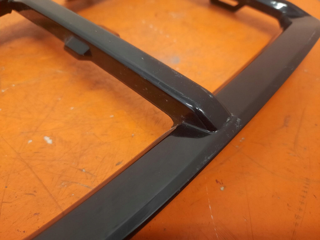 фото №6, Mitsubishi asx lift 19- решётка бампера противотуманной фары правый перед 8315a08877