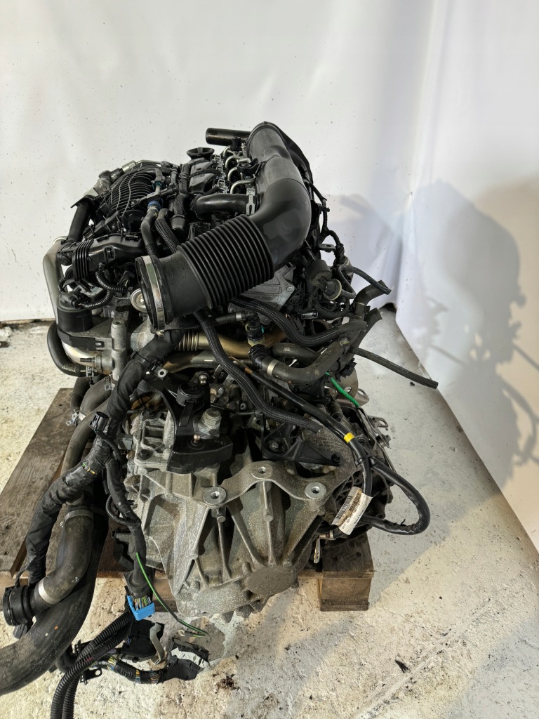 Volvo v60 двигун d4204t8 дизель комплектний  пробіг 5500 km в Україні